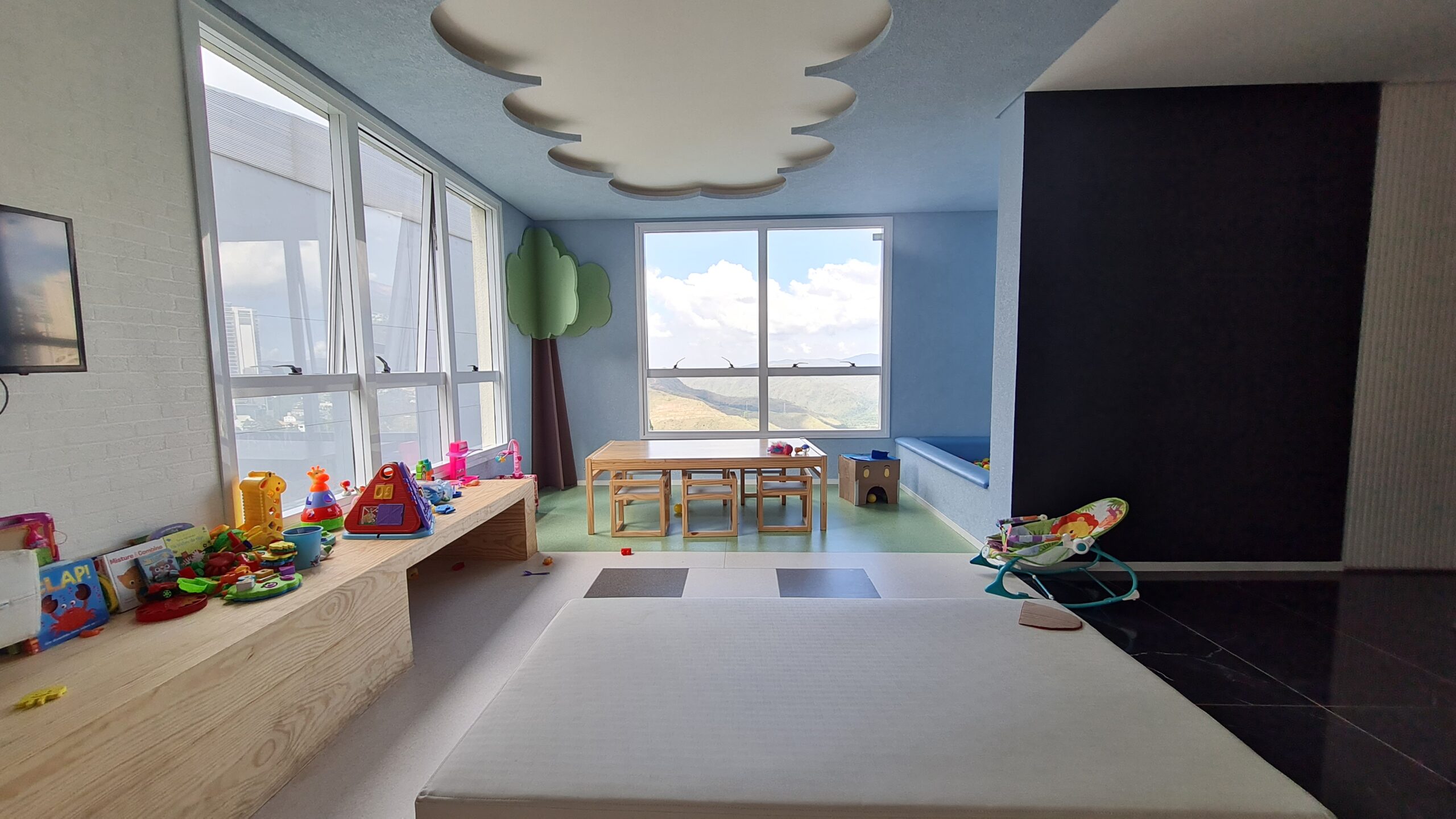 roscoe imobiliaria no vila da serra