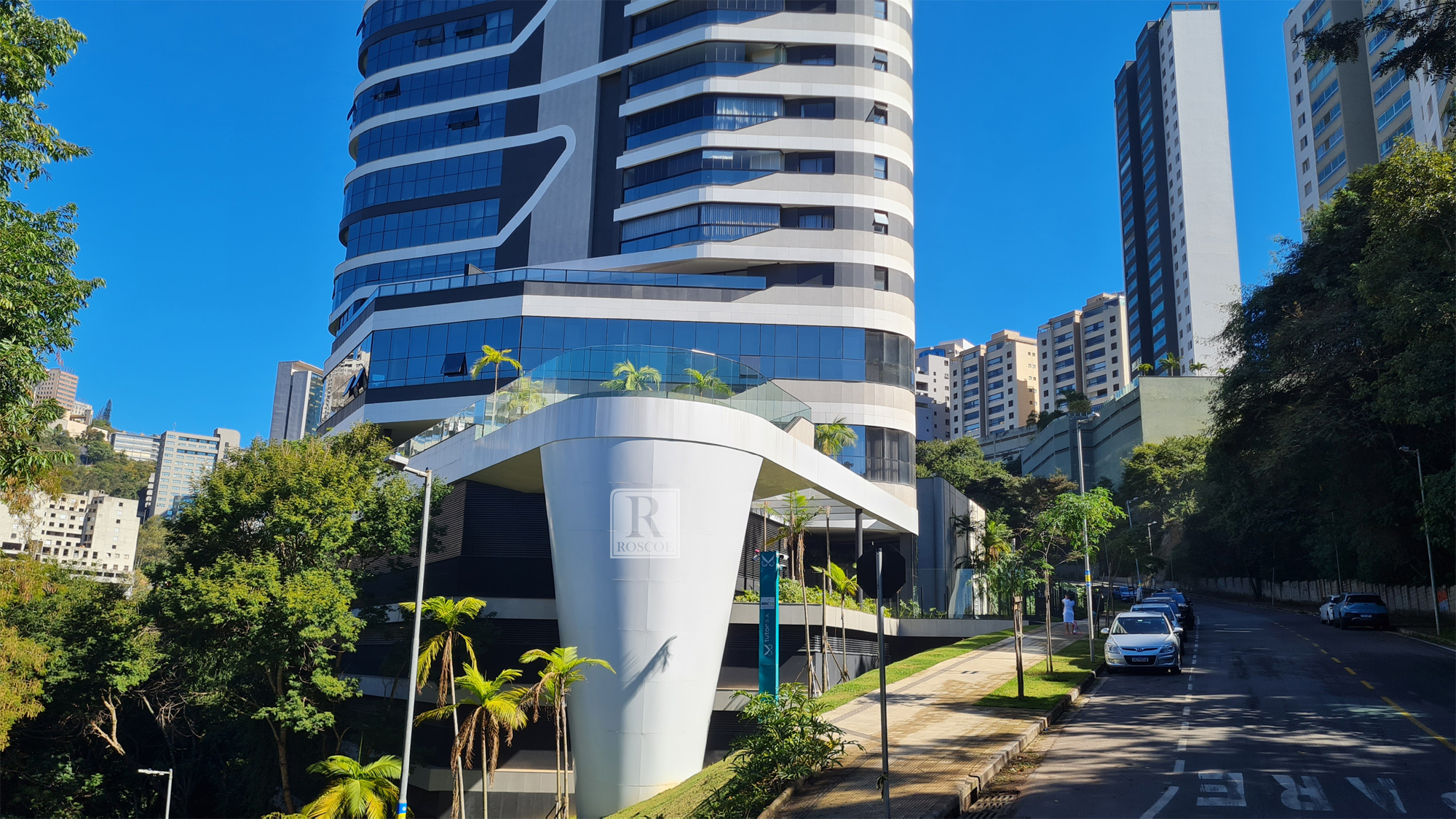 edificio miro arte & simetria