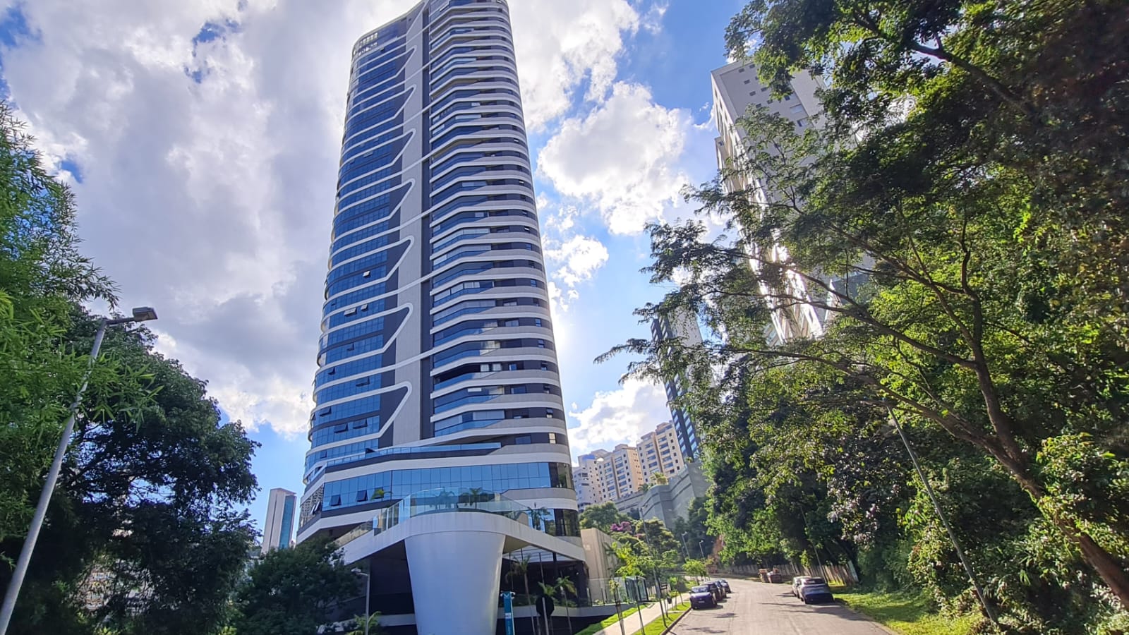 edificio miró vale do sereno