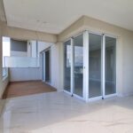 apartamento com varanda no vila da serra