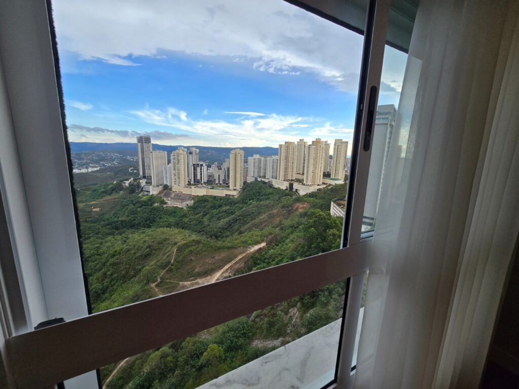 edificio uptown