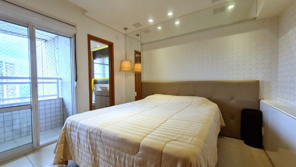 suite com varanda e closet