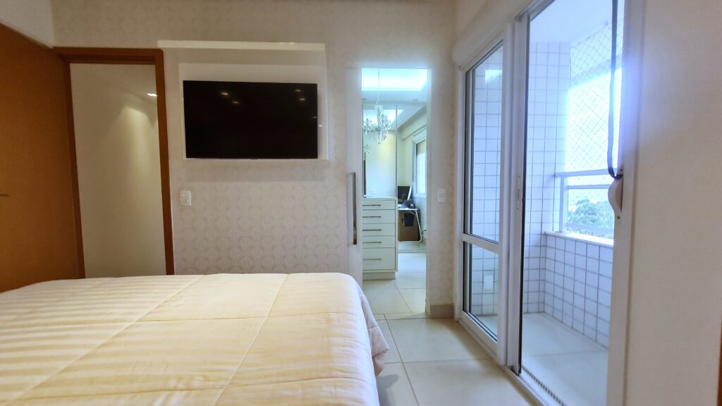 suite com closet e vaaranda