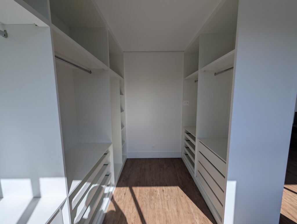 suite com closet