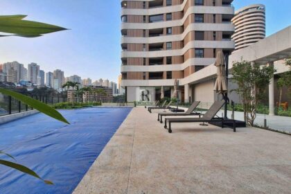 Apartamento com 3 quartos, varanda e 2 vagas à venda no Vale do Sereno