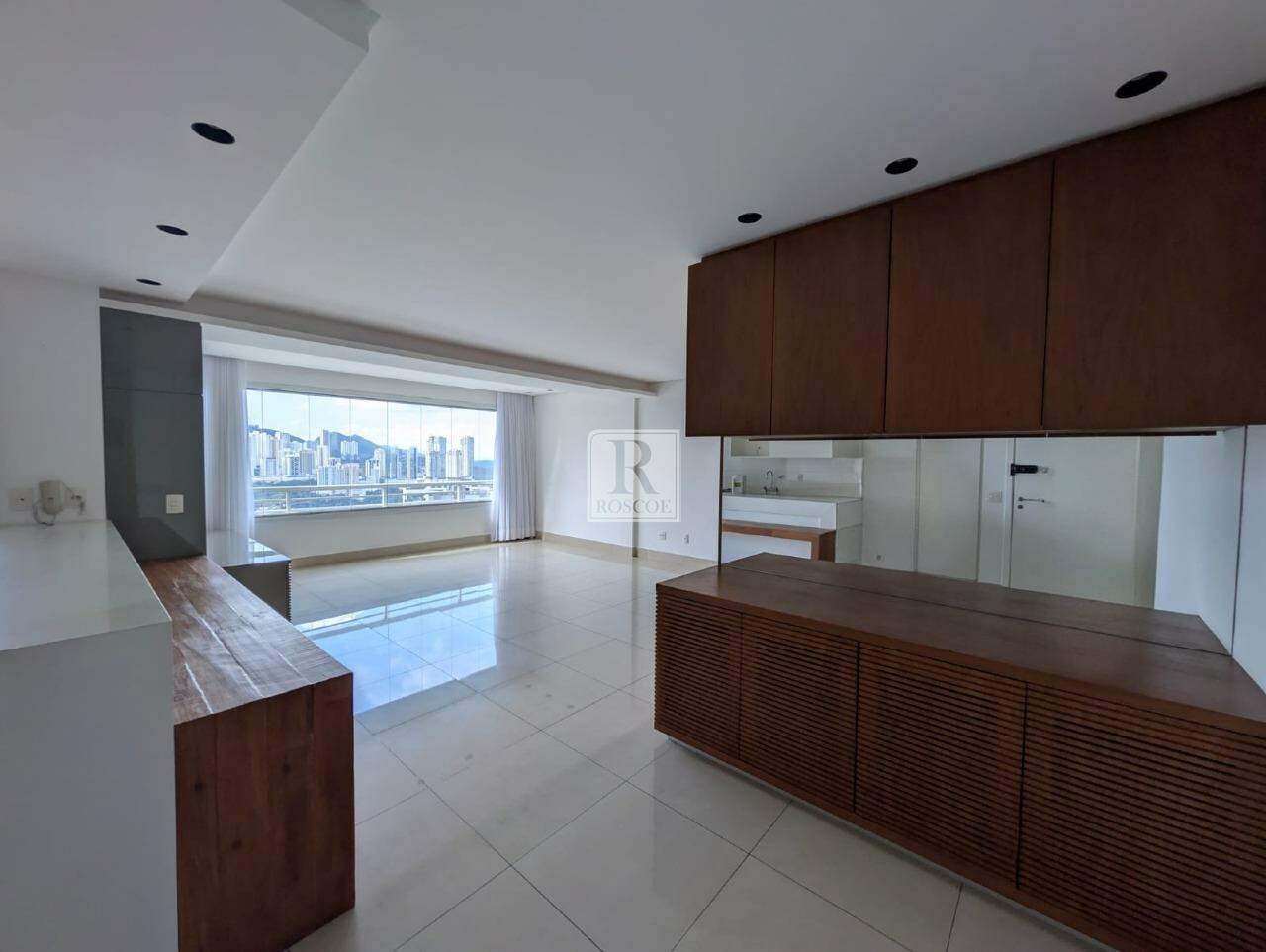 Apartamento no Vila da Serra com 2 quartos e linda vista