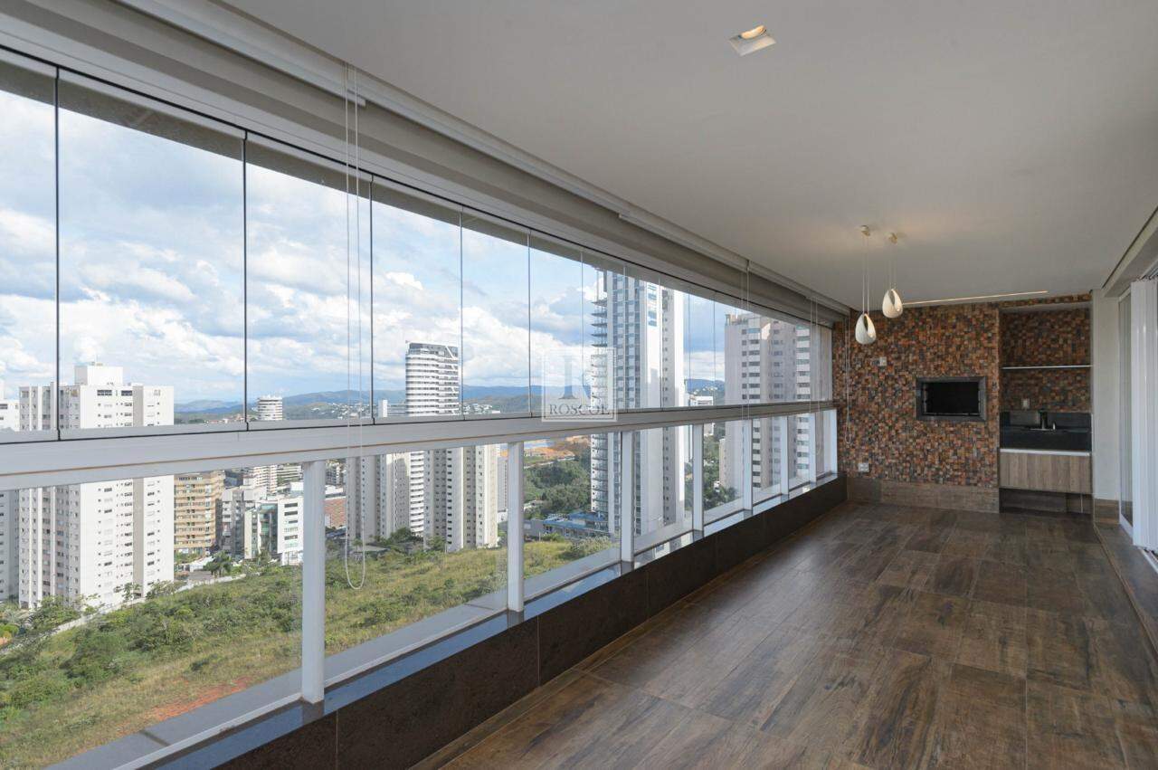 Apartamento à venda na Alameda Oscar Niemeyer com 4 quartos