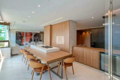 Apartamento 4 suítes e vista para as montanhas no Vale do Sereno