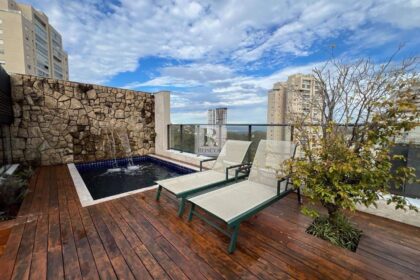 Cobertura duplex, com 3 Quartos, no Vila da Serra