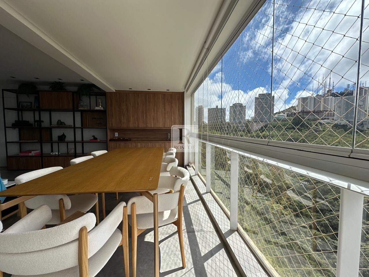 Apartamento à venda no Cinecittà com linda vista e 3 suítes