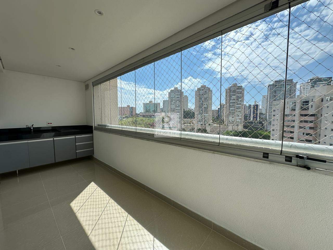 Apartamento de 3 Quartos no Cennario à venda